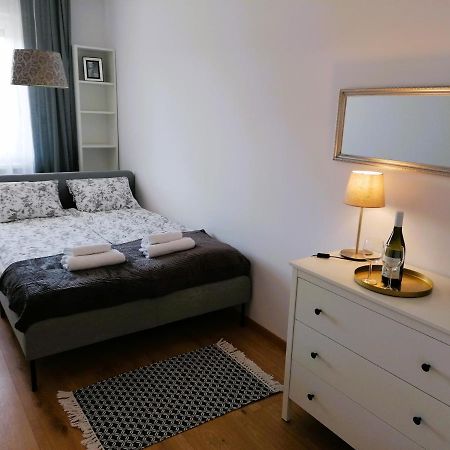 Apartament Ogrody Leszno  Buitenkant foto